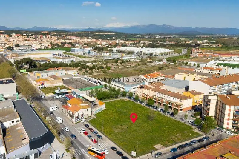 Parcela Rustica Plurihabitatge Figueres