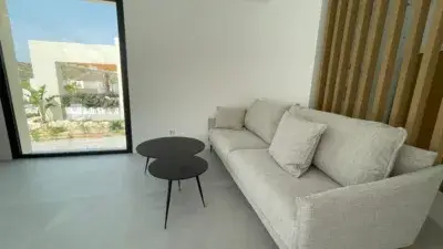 Alquiler Piso Font del Llop 2 Dormitorios Terraza