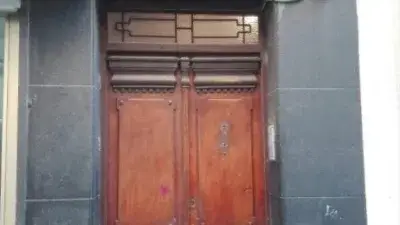 Piso en venta en Calle Isilla, 24