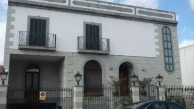 Chalet en Venta en El Pilar-La Estacion 607m2 5 Dormitorios 5 Banos