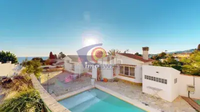 Chalet con Vistas al Mar en Benajarafe
