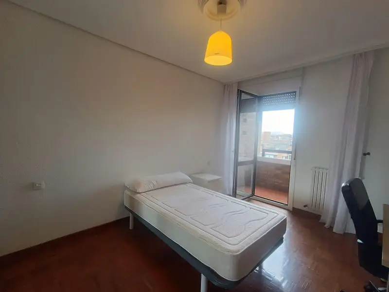 Habitacion Alquiler Pamplona Estudiantes Trabajadores