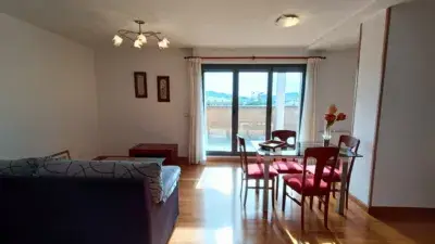 Alquiler Ático con Terraza y Plaza de Aparcamiento