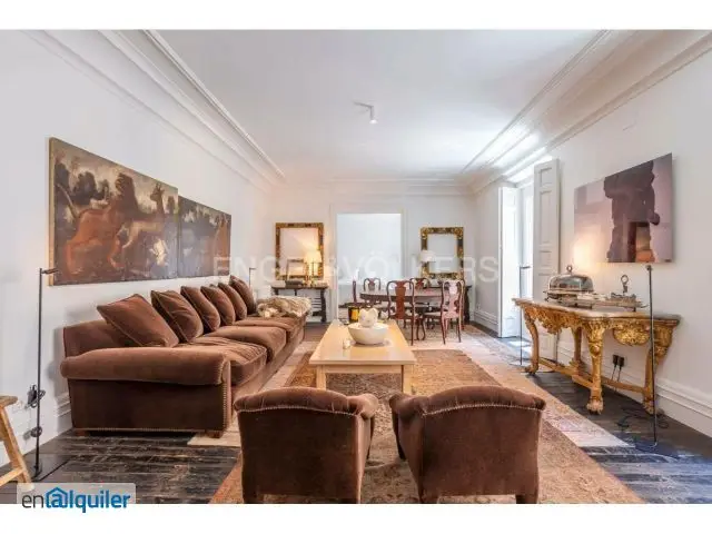 Alquiler Piso Amueblado 260m2 Centro Madrid Ascensor Patio Privado