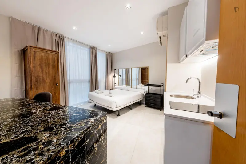 Estudio Moderno Ciutat Vella Barcelona Cerca Plaza Catalunya