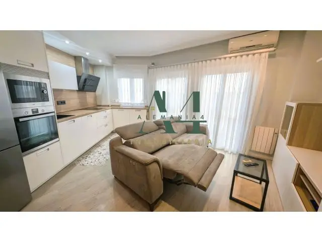 Apartamento Seminuevo Plaza Italia Dos Habitaciones Patio 25m2