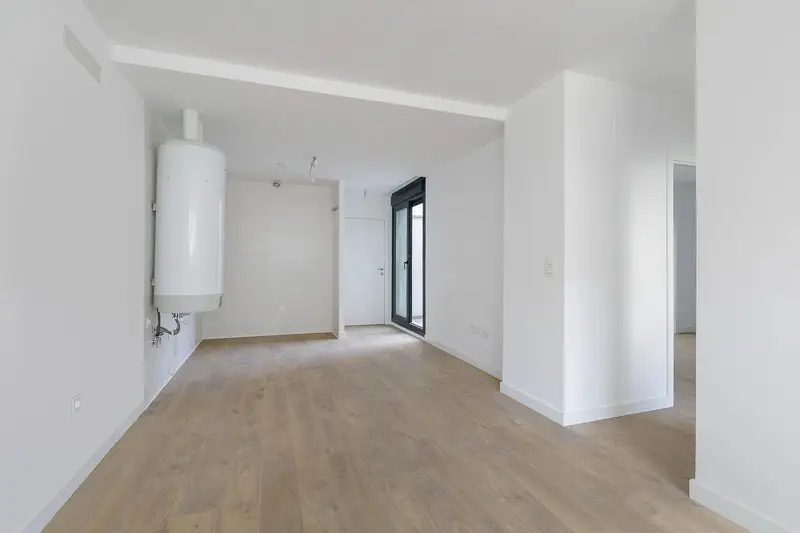 Piso en venta en PTS Granada: 2 dormitorios, terraza, excelente ubicación