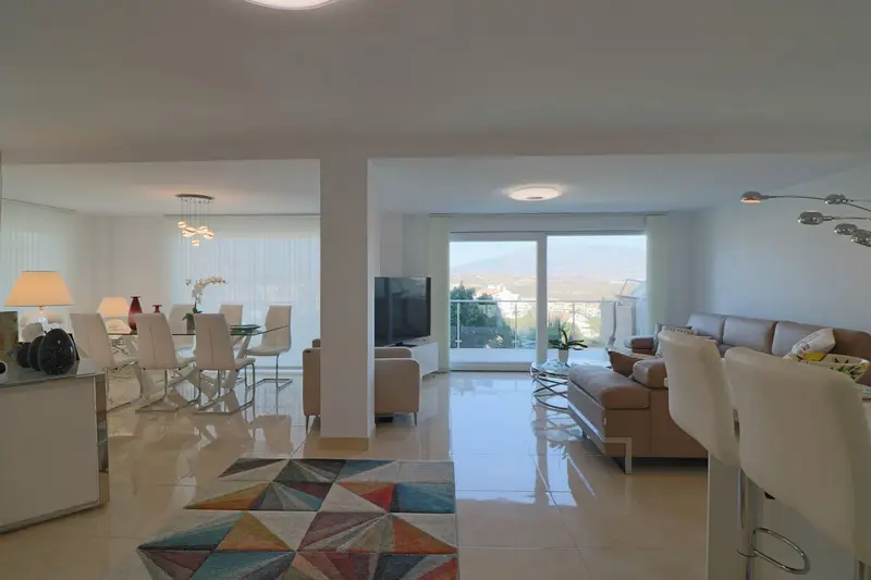 Apartamento 5 Dormitorios Costa del Sol Golf Vistas