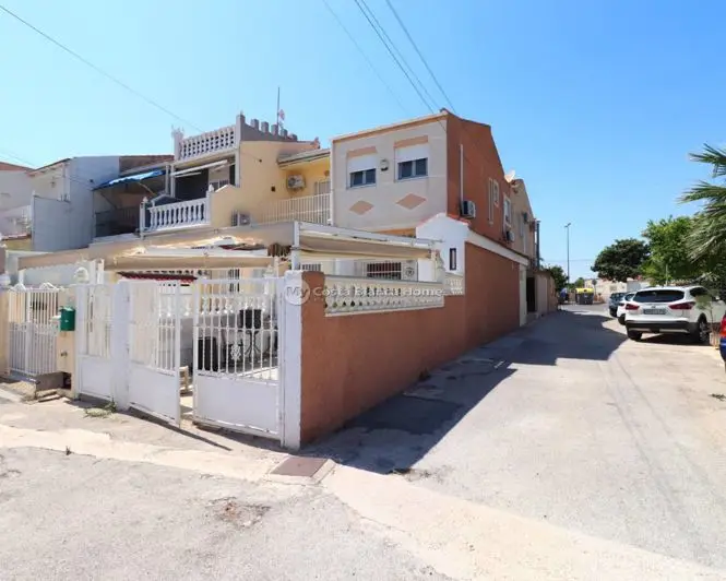 Casa Adosada 2 Dormitorios en Venta
