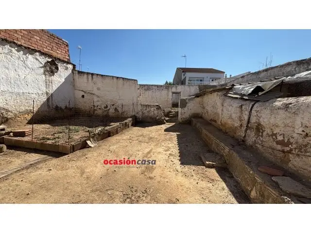 Casa 345m2 para Reformar Peñarroya Pueblonuevo Patio 250m2