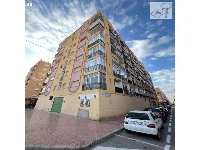 Local Comercial 400m2 Esquina Torrevieja