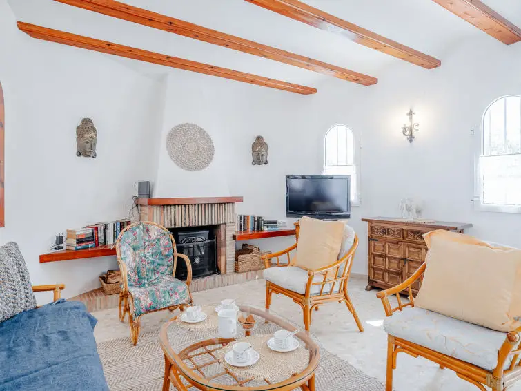 Casa-Villa de 3 Dormitorios alquiler Denia, España