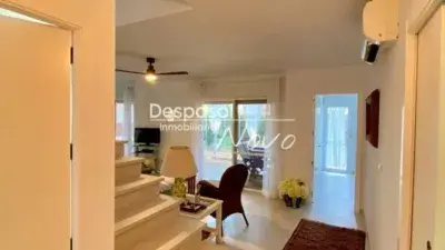 Casa Adosada en Alquiler Urbanizacion Privada
