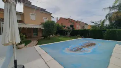 Casa pareada en venta en los Monasterios-Alfinach