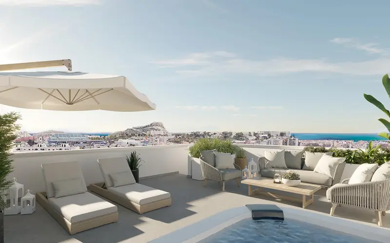 Ático con Piscina en San Agustín Alicante Vistas al Mar