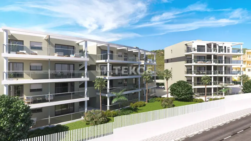 Apartamentos en Manilva con Vistas al Mar Cerca de la Playa