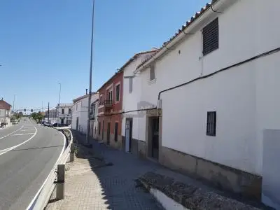 Casa en Venta Malpartida de Caceres 4 Dormitorios 1 Baño