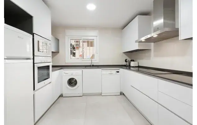 Apartamento en Estepona 2 Dormitorios 128m2 Primera Linea de Playa