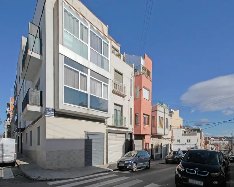 Piso 65m2 Terrassa Calle Sant Crispi