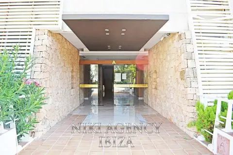 Apartamento de Lujo en Venta en Ibiza Botafoch