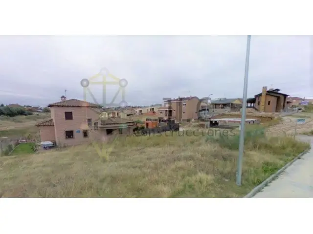 Parcela en Urbanizacion Privada con Vistas a la Sierra
