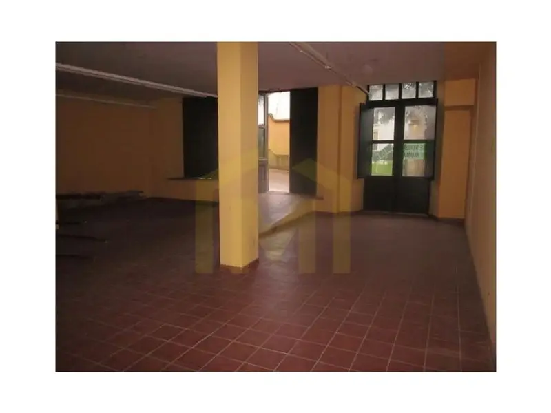 venta Local Comercial en Oviedo, Asturias (L-1607)- Globaliza