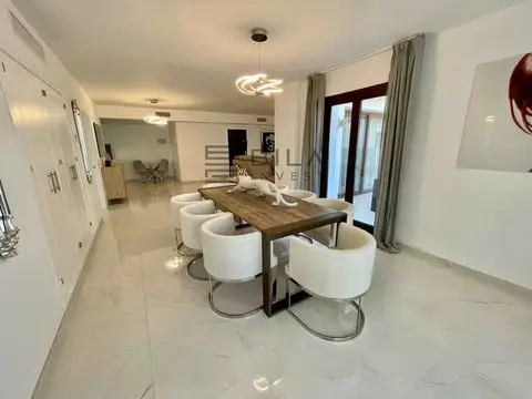Apartamento en Venta Puerto Banus Marbella 3 Dormitorios
