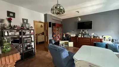 Piso en venta en Calle de María Auxiliadora, cerca de Calle del Emperador Carlos