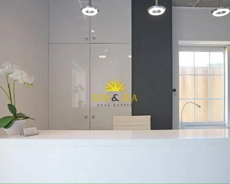 Local Comercial en alquiler en El Moncayo, Guardamar del Segura, Alicante