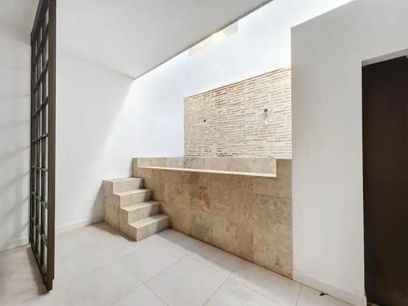 Chalet Adosado en Almería con Piscina y Garaje