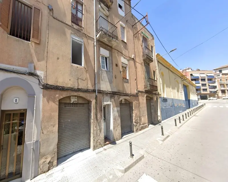 Piso 70m2 3 habitaciones 2 baños Manresa