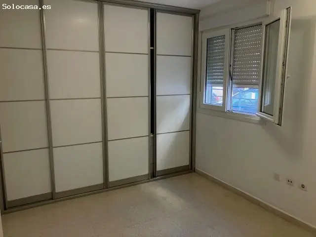 Piso en Venta en Cadiz Zona Avda Sanidad Publica