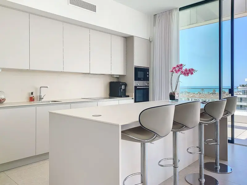 Atico Lujo 3 Dormitorios Torremolinos Vistas al Mar Piscina Privada