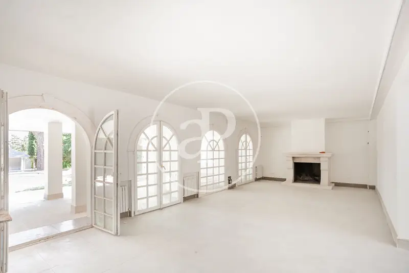 Chalet de Lujo en Venta Las Rozas 600m2