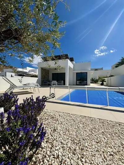 Villa en Venta Benijofar 3 Dormitorios Piscina Privada