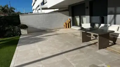 Apartamento en Los Alamos con Jardin - 2 Dormitorios - Cerca de la Playa