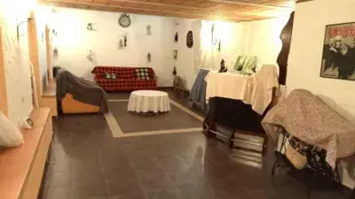 Casa en venta en Burguillos