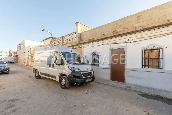 Casa adosada en Torrente 78m² necesita reforma