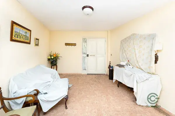 Local Comercial y Vivienda en Avda de Cadiz con Azotea