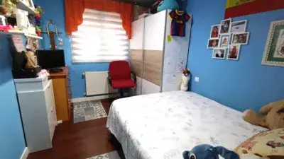 Piso en Venta Santiago de Cartes 3 Dormitorios 2 Baños Terraza