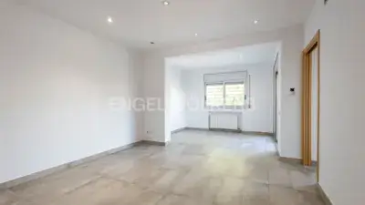 Casa Moderna en Montmar con Jardin y Piscina