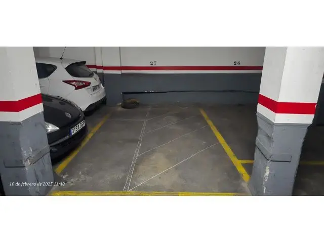 Plaza Parking Coche Pequeno Primera Planta