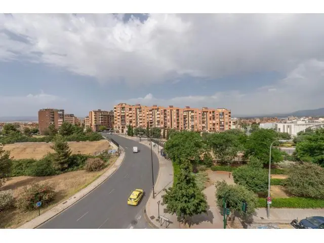 Espectacular Vivienda Rotonda Europa Granada