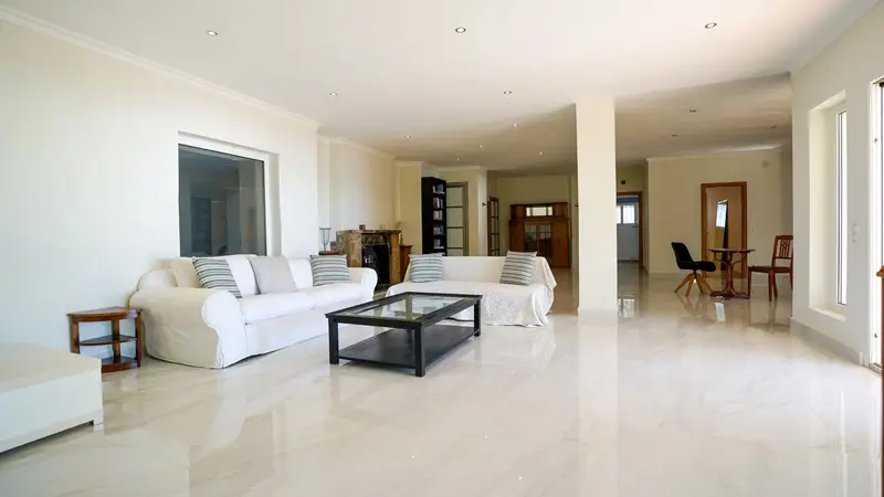 Chalet en Venta Marbella Vistas Impresionantes Piscina y Apartamento