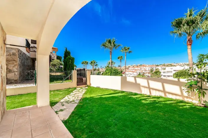 Villa de 4 Dormitorios en Venta Recien Renovada
