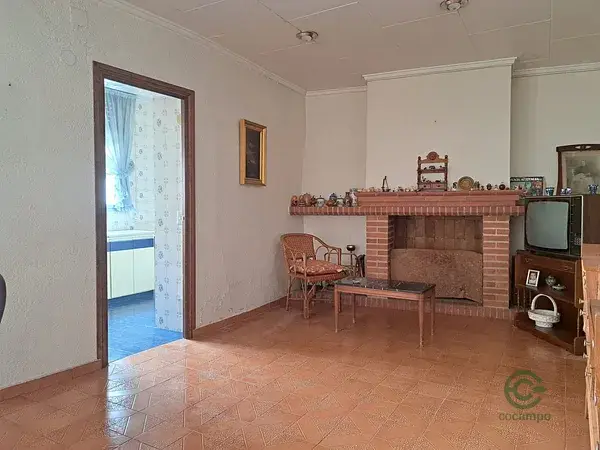 Casa señorial en Utiel con 5 dormitorios y gran patio