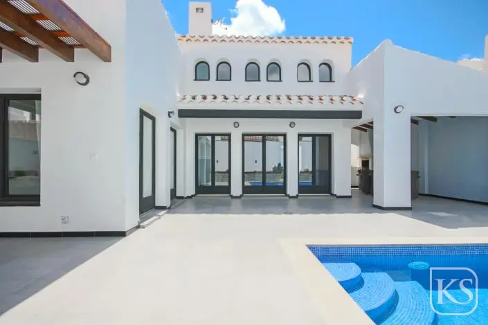 Villa en Venta Murcia 3 Dormitorios Piscina Privada El Valle Golf Resort