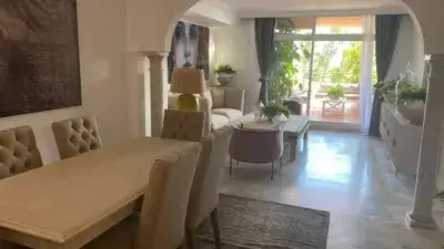 Apartamento en Magna Marbella 2 dormitorios Jacuzzi