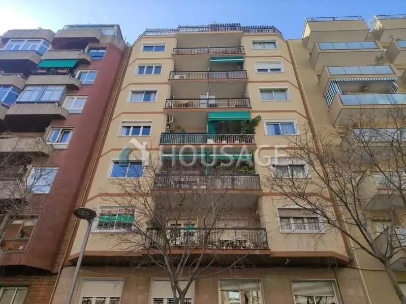 Piso en venta en Les Cortes Barcelona 2 habitaciones 75m2