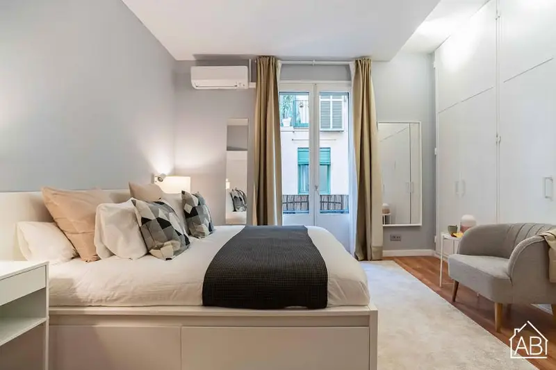 Apartamento 2 Dormitorios El Born Cerca Parc Ciutadella Copa America